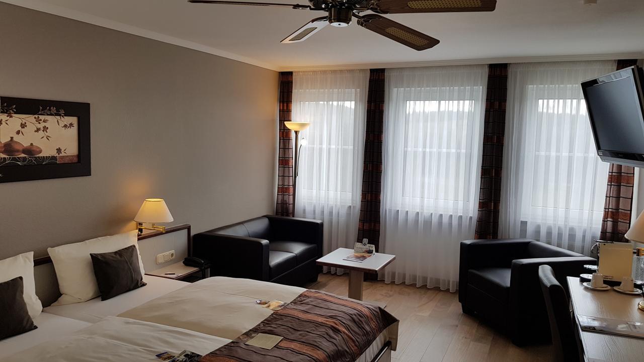 Hotel Rhoener Land Garni - Oberthulba