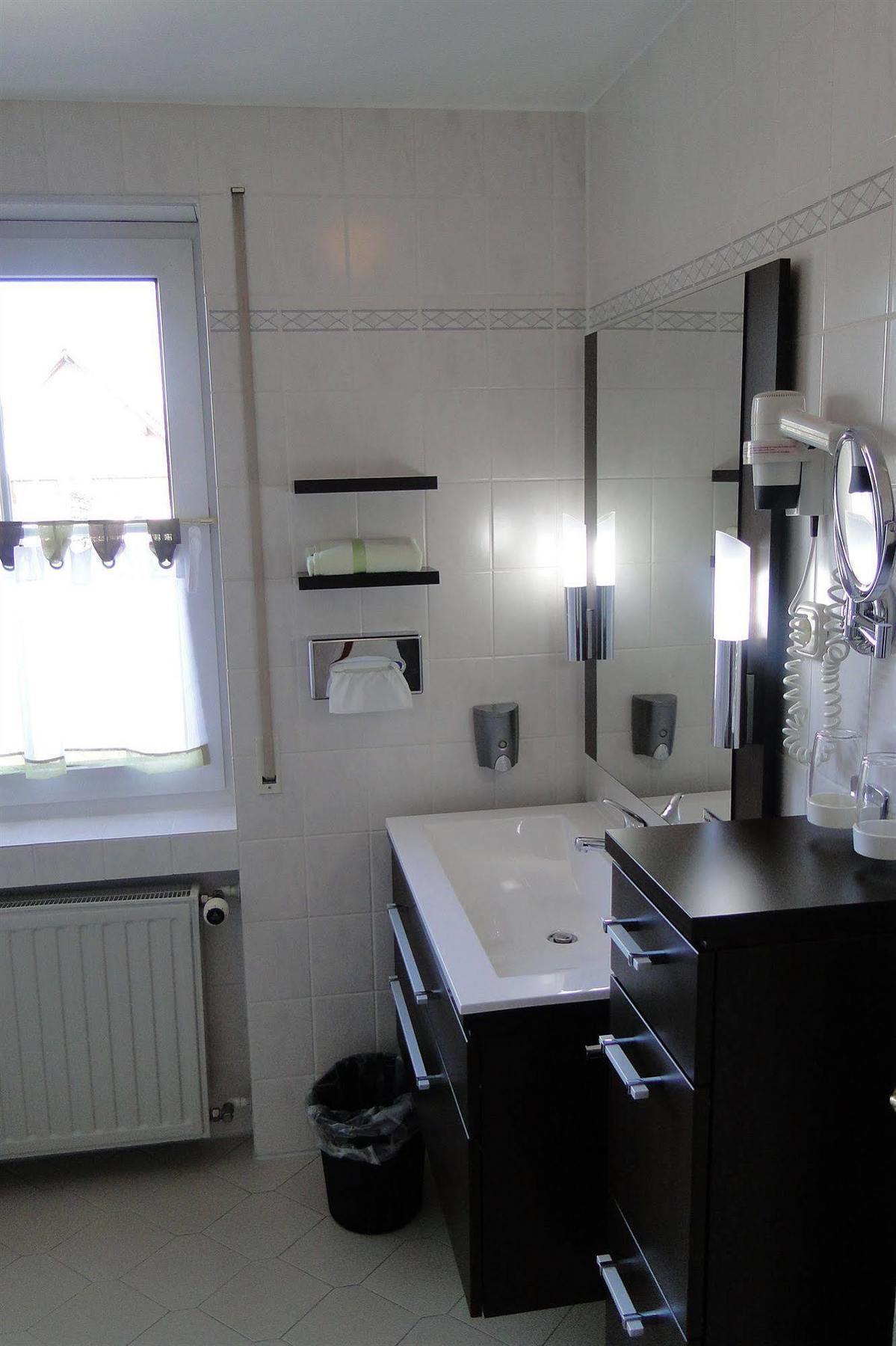 Hotel Rhoener Land Garni - 4*